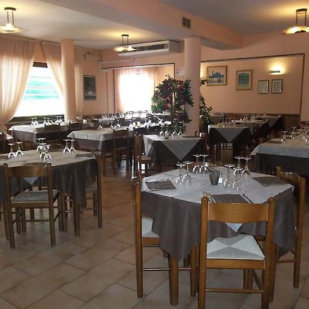Albergo Ristorante Gori Ameglia Εξωτερικό φωτογραφία